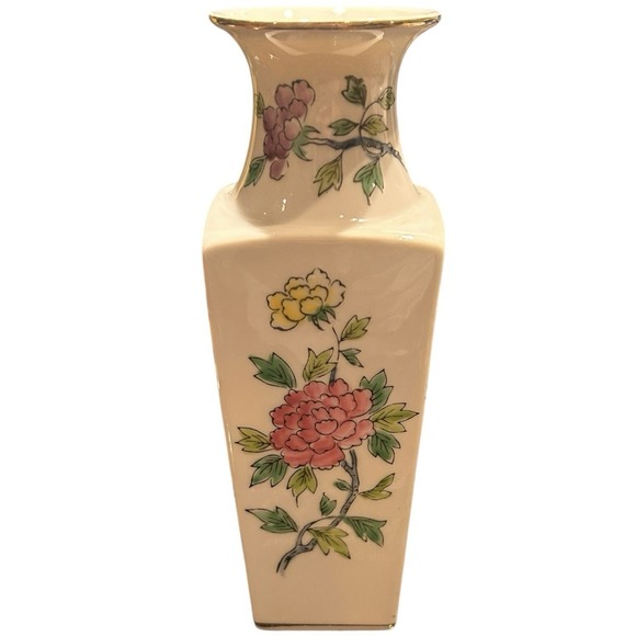 Chinese Porcelain Vase Famille Rose Qing Or Republic Period Export Style (TWO) - Picture 7 of 10